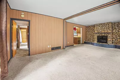 413 E Howard Street, Pontiac, IL 61764 - Photo 23