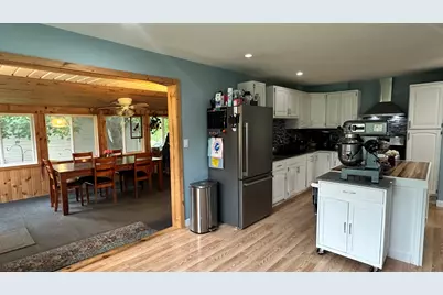 220 Beacon Drive, Belvidere, IL 61008 - Photo 11