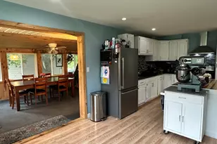 220 Beacon Dr, Belvidere, IL 61008 - Photo 11