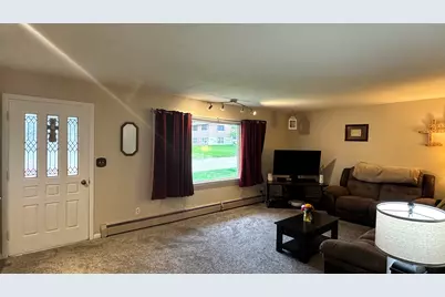 220 Beacon Drive, Belvidere, IL 61008 - Photo 7