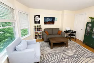 519 Hamilton St, Evanston, IL 60202 - Photo 3