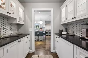 567 Oak St, Winnetka, IL 60093 - Photo 25