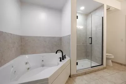 1479 N Milwaukee Avenue #307, Libertyville, IL 60048 - Photo 17