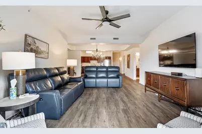 1479 N Milwaukee Avenue #307, Libertyville, IL 60048 - Photo 13