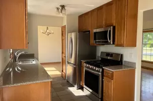 2135 Derby Ct, Wheaton, IL 60189 - Photo 5