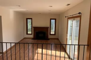 2135 Derby Ct, Wheaton, IL 60189 - Photo 7
