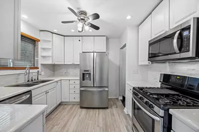 8121 S Fairfield Avenue, Chicago, IL 60652 - Photo 9