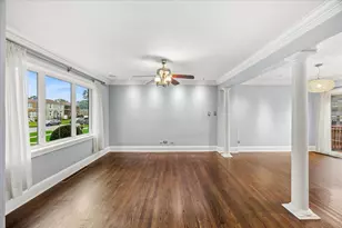 8121 S Fairfield Ave, Chicago, IL 60652 - Photo 3