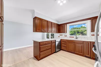 7056 Osage Road W, Long Grove, IL 60047 - Photo 5