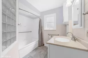 7056 Osage Road W, Long Grove, IL 60047 - Photo 15