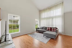 1984 Persimmon Ct, Schaumburg, IL 60193 - Photo 7