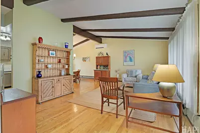 225 S Seymour Avenue, Mundelein, IL 60060 - Photo 7