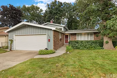 225 S Seymour Avenue, Mundelein, IL 60060 - Photo 5