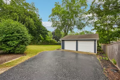 26W473 Parkway Drive, Winfield, IL 60190 - Photo 29