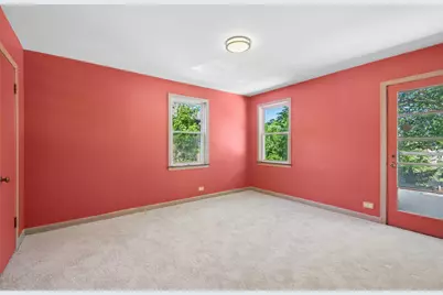 2904 W Fargo Avenue, Chicago, IL 60645 - Photo 15