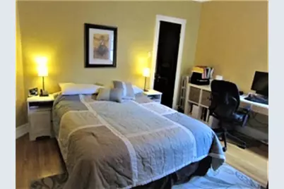 1319 W Early Avenue #3, Chicago, IL 60660 - Photo 5