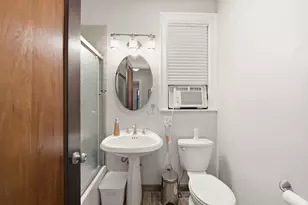 7639 N Eastlake Terrace, Chicago, IL 60626 - Photo 13