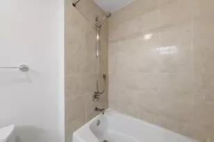 680 N Lake Shore Dr, Chicago, IL 60611 - Photo 13