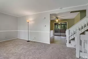 5014 W Greenbrier Dr, McHenry, IL 60050 - Photo 5