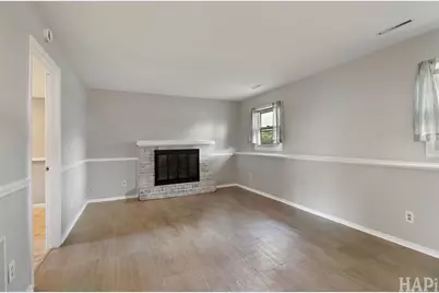 5014 W Greenbrier Drive, McHenry, IL 60050 - Photo 13