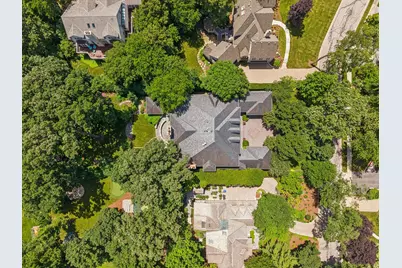 665 Plumtree Road, Glen Ellyn, IL 60137 - Photo 71