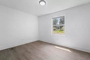 50 Maple Ln, Sandwich, IL 60548 - Photo 7