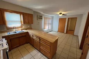 7946 Nordica Ave, Burbank, IL 60459 - Photo 5