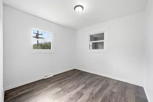2123 N McAree Rd, Waukegan, IL 60087 - Photo 11
