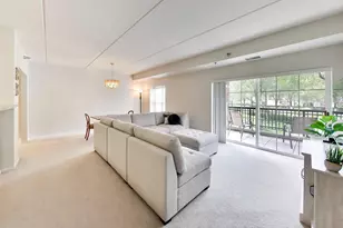 410 W Mahogany Ct, Palatine, IL 60067 - Photo 3