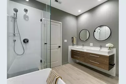 6033 W North Avenue #1E, Oak Park, IL 60302 - Photo 17