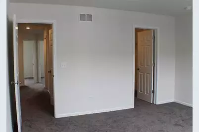 1601 Albany Street #1601, Grayslake, IL 60030 - Photo 5