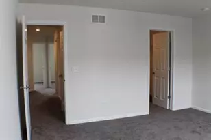 1601 Albany St, Grayslake, IL 60030 - Photo 5