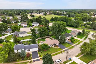 909 Shorewood Dr, Bartlett, IL 60103 - Photo 21