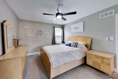 2167 Midhurst Road, Downers Grove, IL 60516 - Photo 13