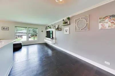 2167 Midhurst Road, Downers Grove, IL 60516 - Photo 9