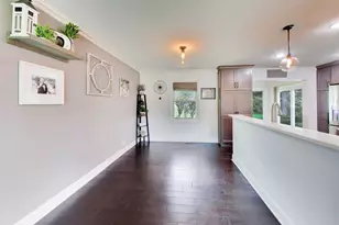 2167 Midhurst Rd, Downers Grove, IL 60516 - Photo 7