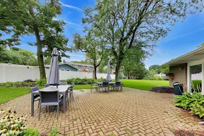 2167 Midhurst Road, Downers Grove, IL 60516 - Photo 39