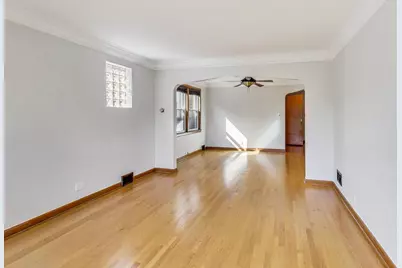 5644 N Meade Avenue #2, Chicago, IL 60646 - Photo 3