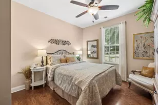 2751 Beacon Point Cir, Elgin, IL 60124 - Photo 17