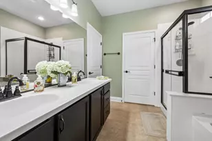 2751 Beacon Point Cir, Elgin, IL 60124 - Photo 21