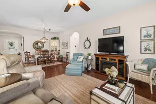 2751 Beacon Point Cir, Elgin, IL 60124 - Photo 15
