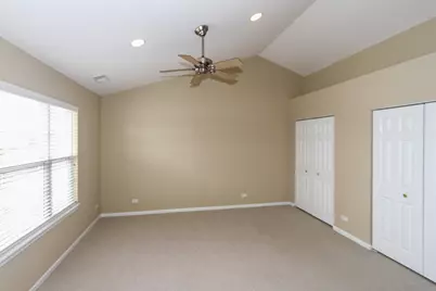 449 N Bay Tree Circle, Vernon Hills, IL 60061 - Photo 19