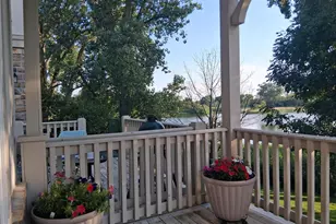 449 N Bay Tree Circle, Vernon Hills, IL 60061 - Photo 3