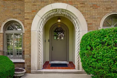 1135 N Kenilworth Avenue, Oak Park, IL 60302 - Photo 3