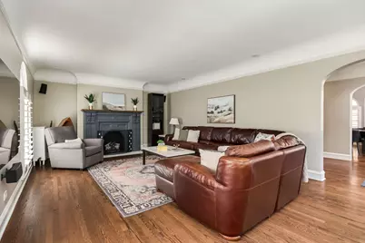 1135 N Kenilworth Avenue, Oak Park, IL 60302 - Photo 7