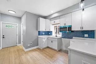 1118 Thomas Ave, Forest Park, IL 60130 - Photo 9