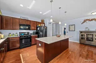 3461 Fletcher Ln, Aurora, IL 60506 - Photo 9
