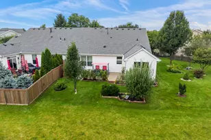 784 Bellevue Cir, Oswego, IL 60543 - Photo 21