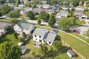 556 Foxford Rd, Bartlett, IL 60103 - Photo 23