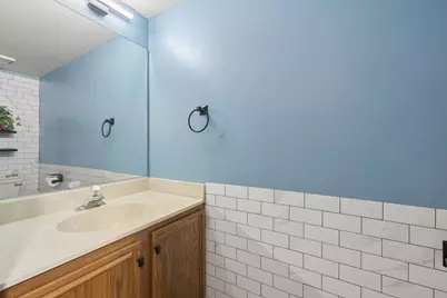 556 Foxford Road, Bartlett, IL 60103 - Photo 11